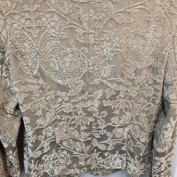 DKNY Jeans Tan Jacket w/ Raised Floral Velvet Detail - Picture 13 of 15